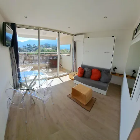 Farfalla Calvi (Corsica)